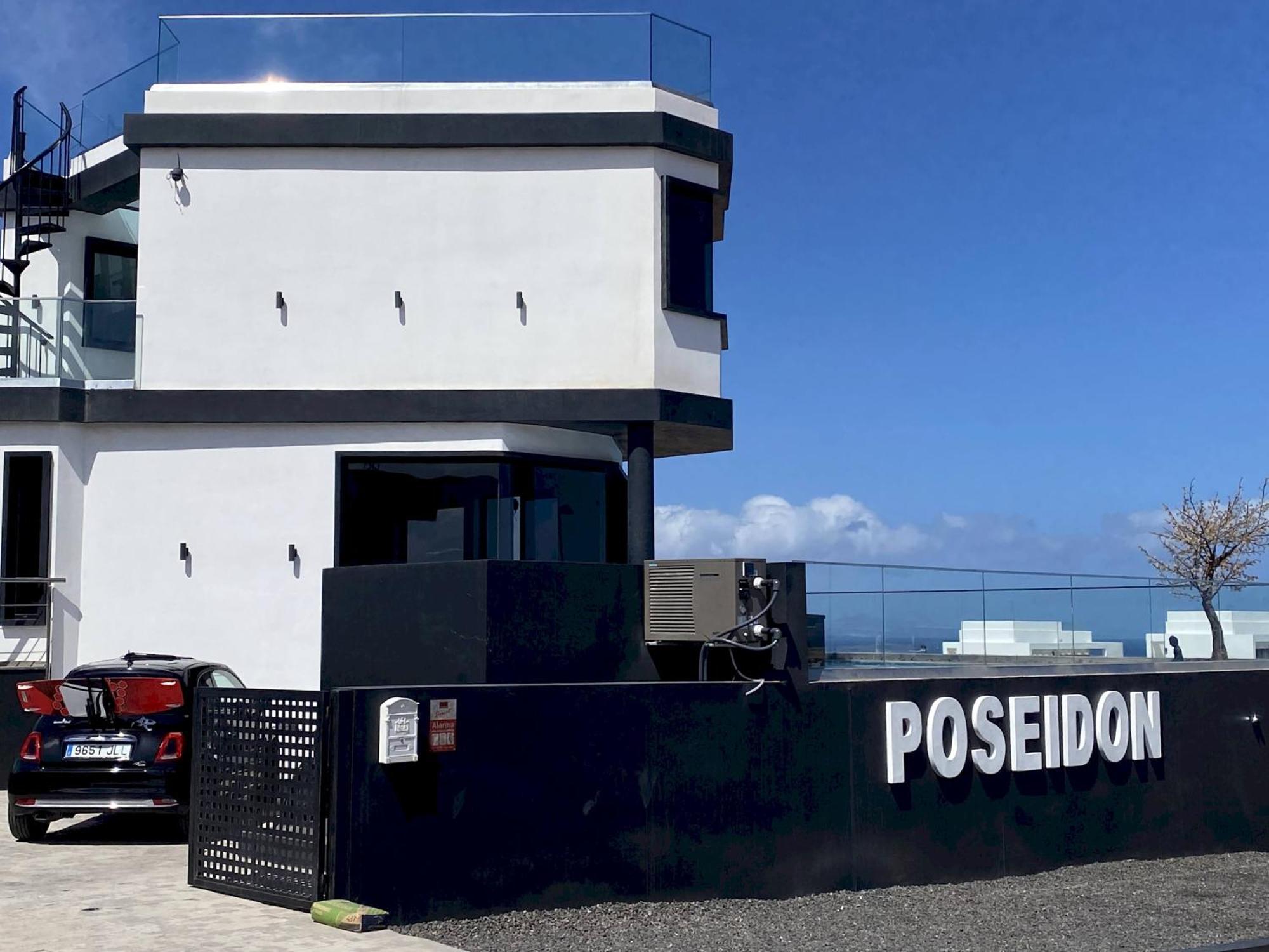Villa Poseidon Corralejo With Private Heated Pool, Sauna And Stunning Volcano Views By Amazzzing Travel Exterior photo