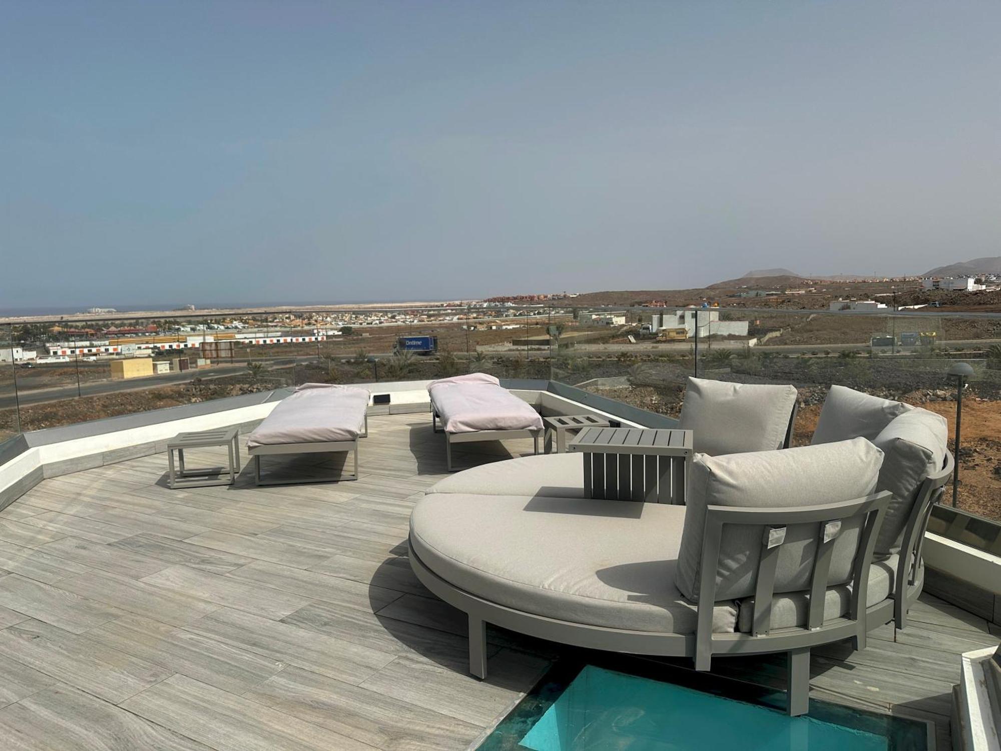 Villa Poseidon Corralejo With Private Heated Pool, Sauna And Stunning Volcano Views By Amazzzing Travel Exterior photo