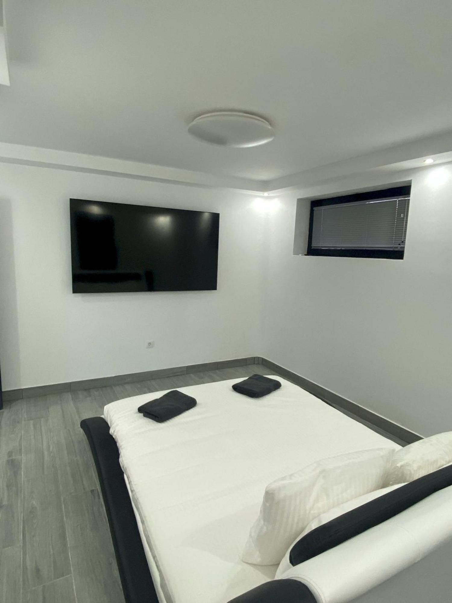 Villa Poseidon Corralejo With Private Heated Pool, Sauna And Stunning Volcano Views By Amazzzing Travel Exterior photo